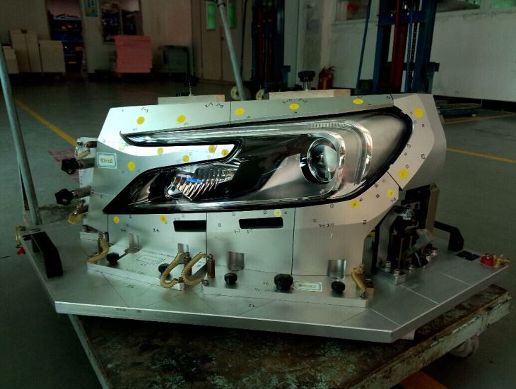 Auto Lamp Checking Fixture